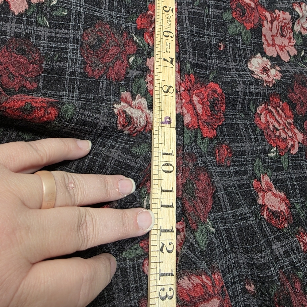 Torrid Plus Size 3r Ponte Pull-On Pixie Pink Rose… - image 4